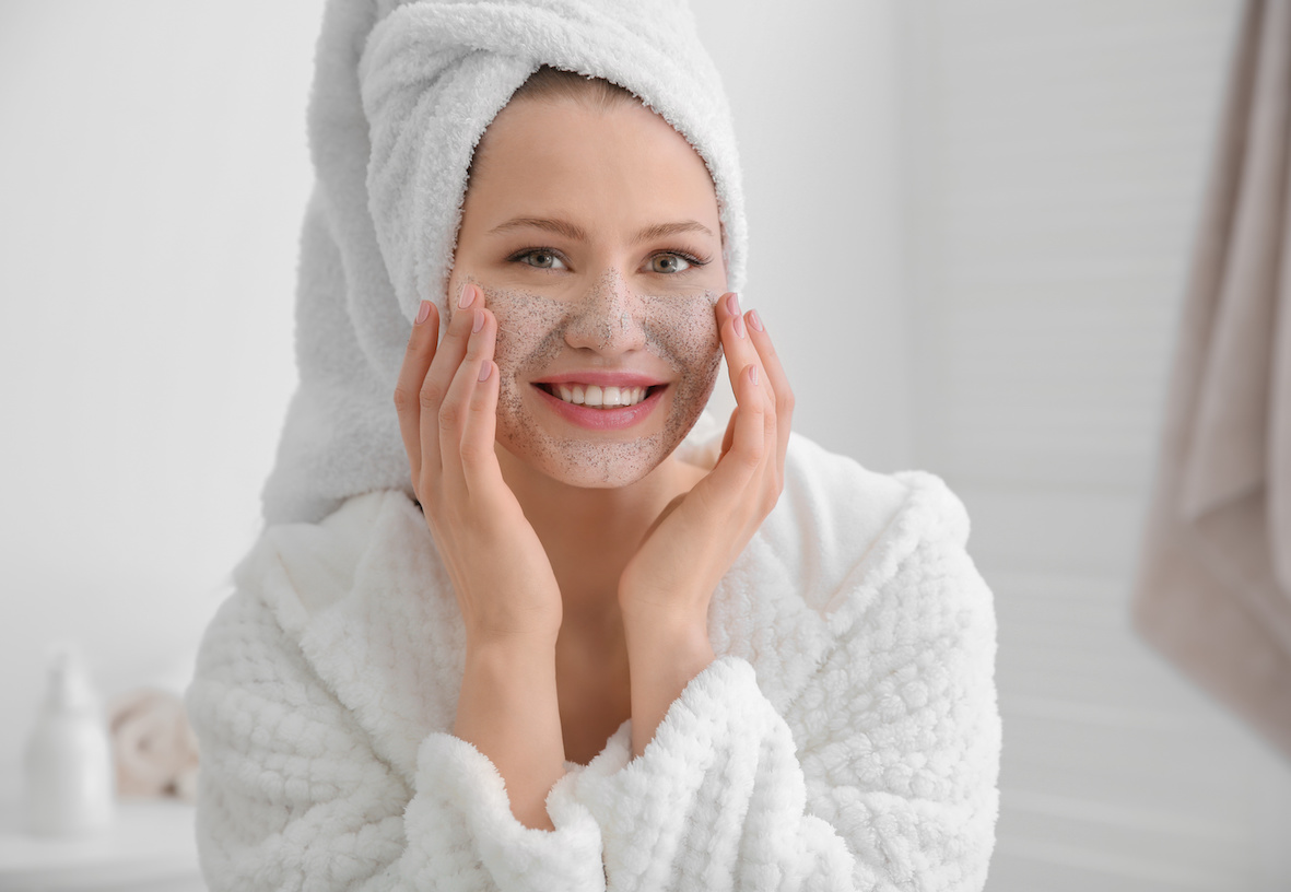 Peeling für strahlend schöne Haut Gesichtspeeling zuhause
